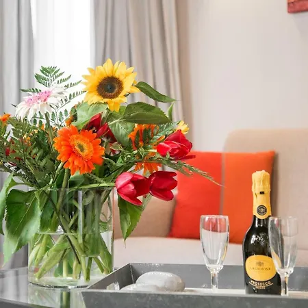 Living Rhome-Spanishsteps-2